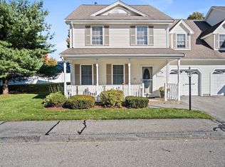 53 River St APT 203, Billerica, MA 01821