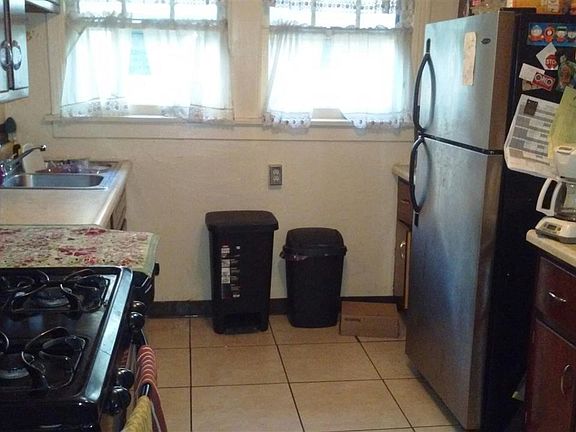 1429 kitchen