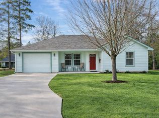 244 Deer Trail Ln, Onalaska, TX 77360