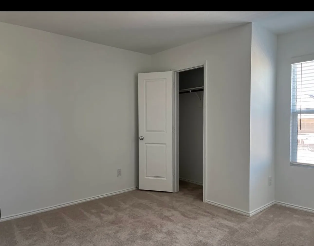 2 bed, 1500 sqft, $750 — Photo 1