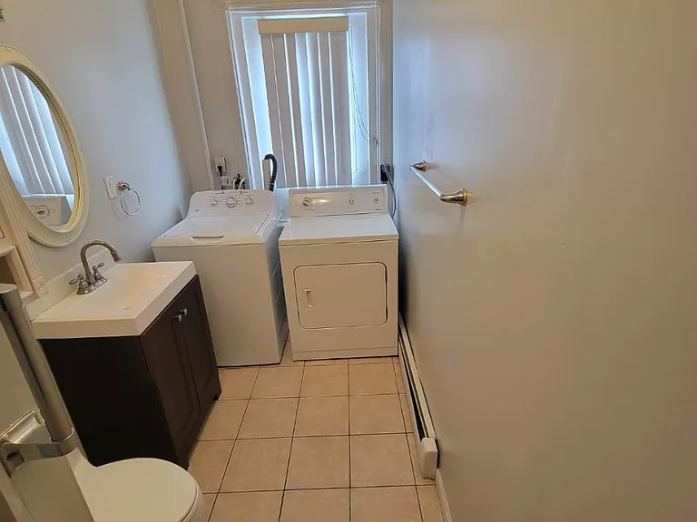 1101 Fullerton Ave — Photo 6