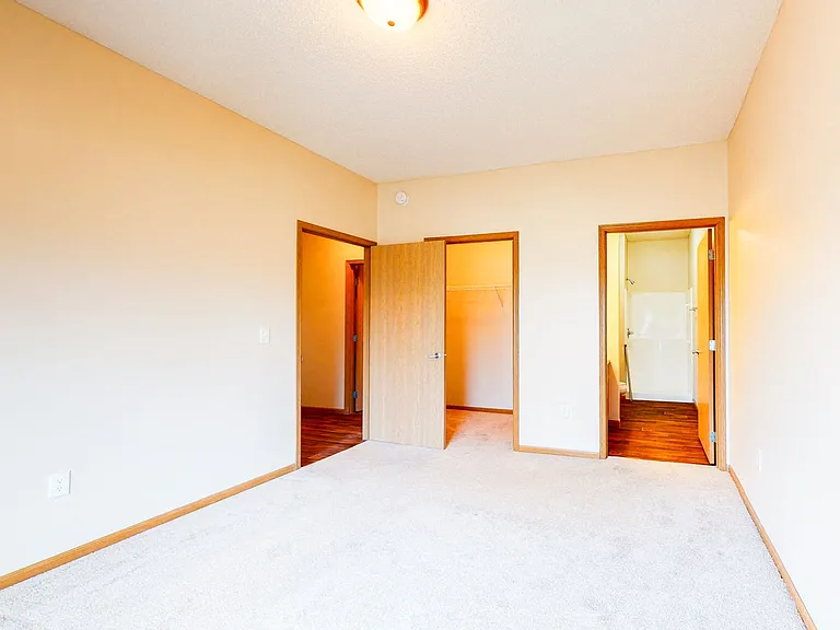 Elm - 2 bedroom/2bath