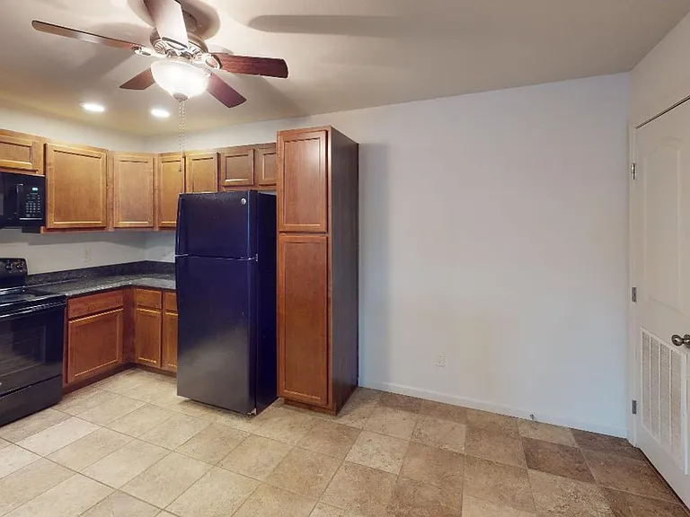 The Legends Apartments — Photo 103