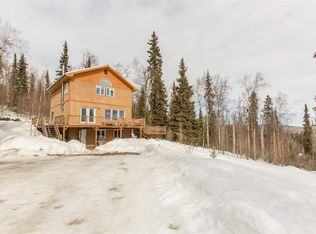 1996 Red Leaf Rd, Fairbanks, AK 99709