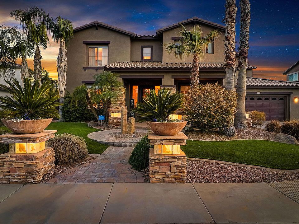 1st image of 18239 W Banff Ln