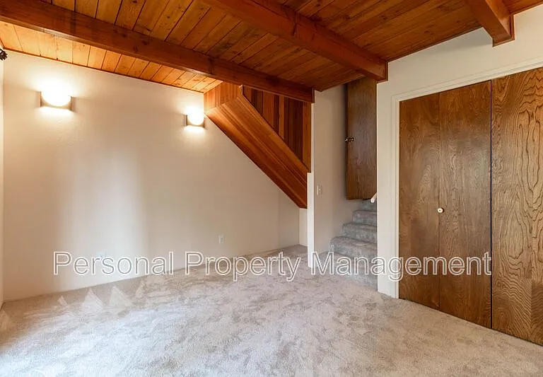 11623 SE Evergreen Hwy — Photo 10