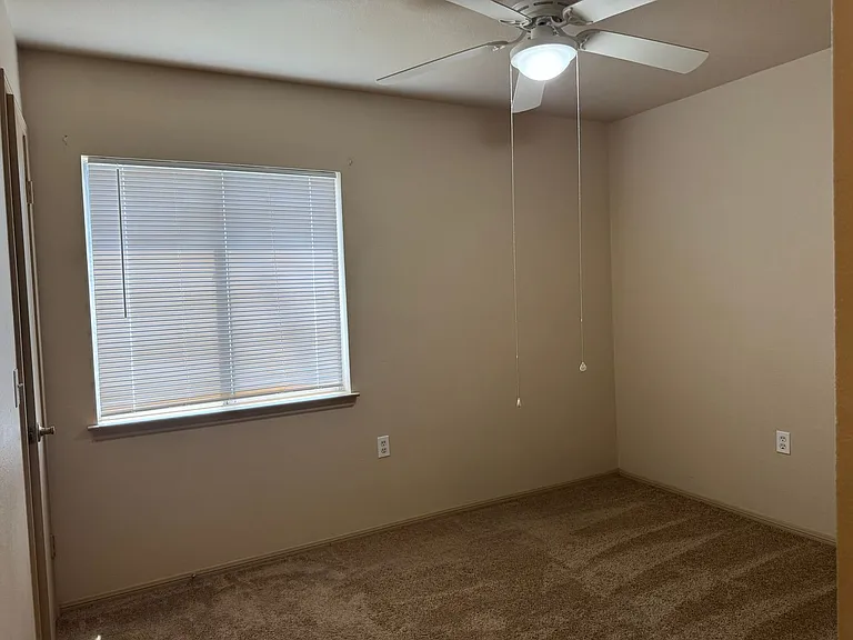 8214 Spring Town St — Photo 9