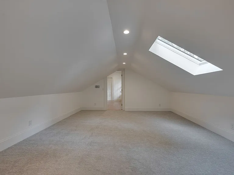 4428 Sheppard Pl — Photo 30