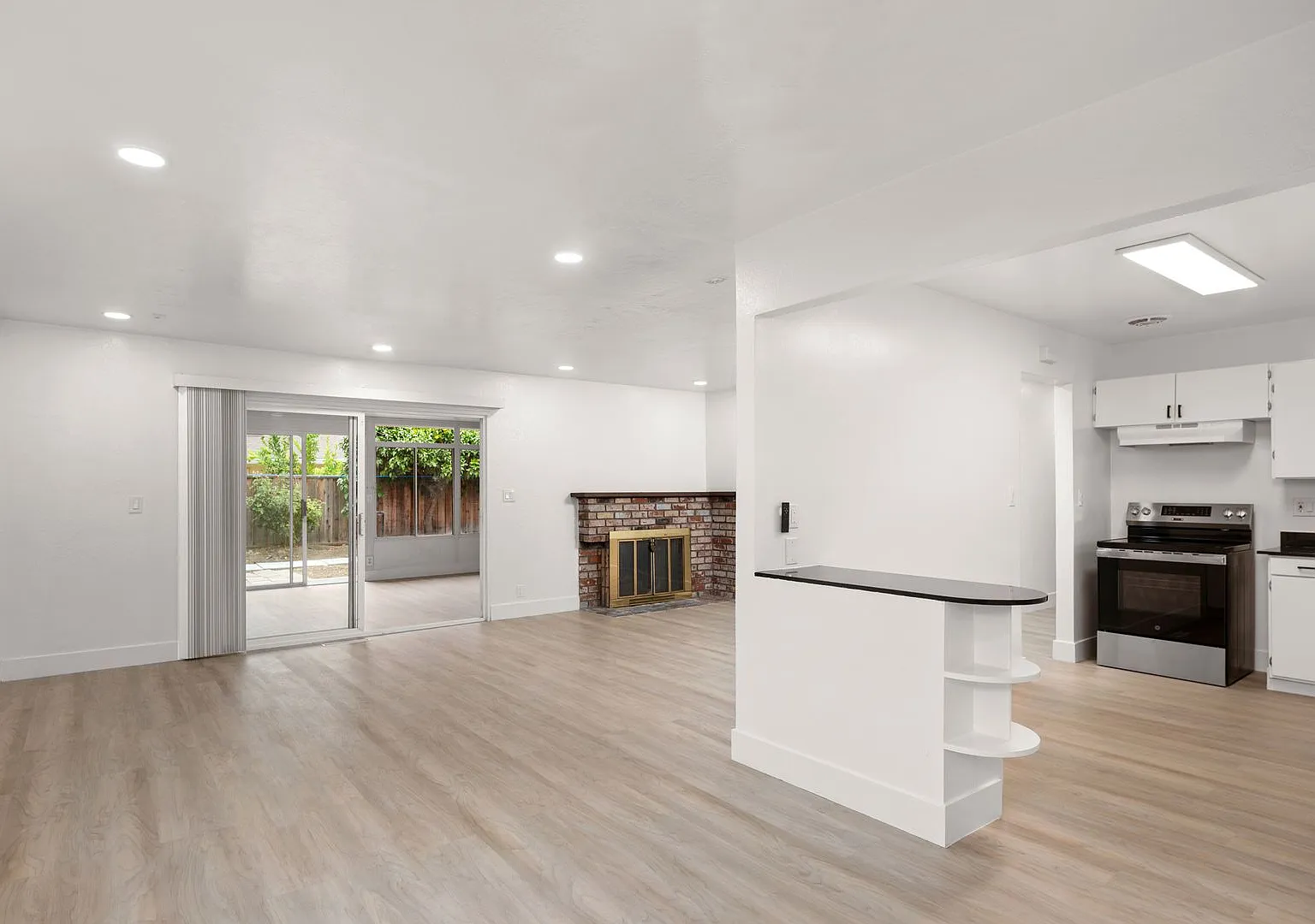 Beautiful remodeled 3 bed 2 bath home in Cupertino. Top Rated Schools. Must see! — Photo 3