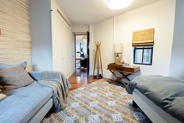 Rented by Finest Furnished LLC | media 121