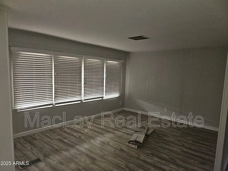 720 S 97th Pl — Photo 10