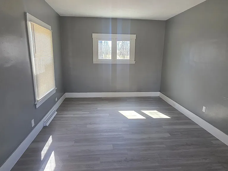 43 E Auburndale Ave — Photo 9
