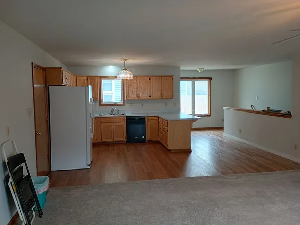 107 E Bertrand St, Saint Marys, KS 66536