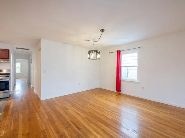 108 Claremont Avenue image 9 of 20