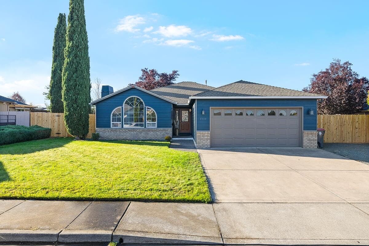 2330 Savannah Dr, Central Pt, OR 97502 | Zillow