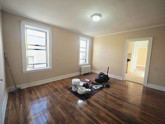 5th image of 2163 27th St APT D4