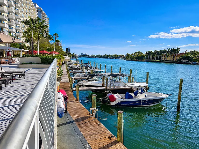 5600 Collins Ave #17U — Photo 24