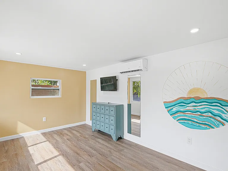 721 N Lakeside Dr — Photo 39
