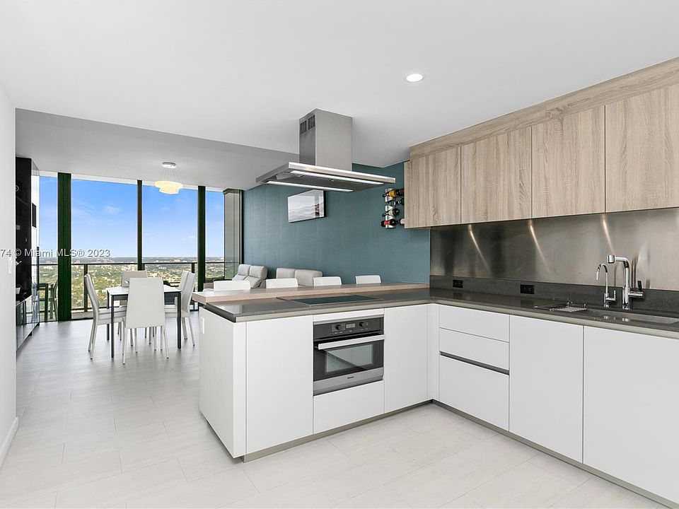1st image of 1000 Brickell Plz Unit 4904