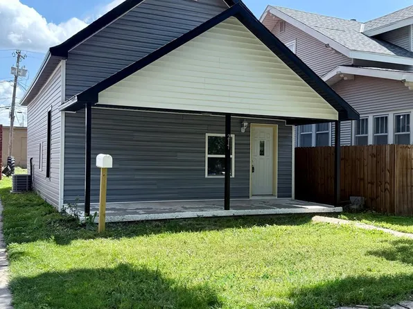 217 W 4th St, Hastings, NE 68901