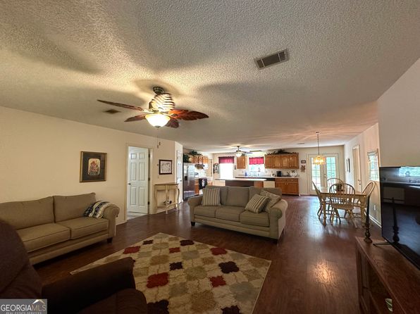 1504 Iris St, Adel, GA 31620