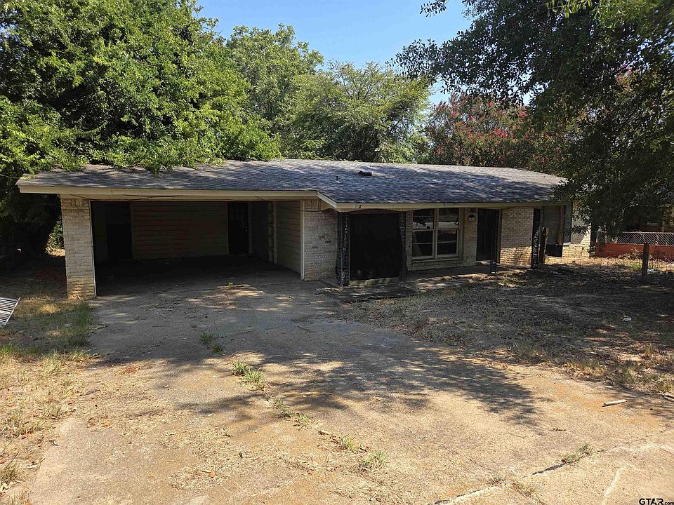 1st image of 2848 Amy Ln