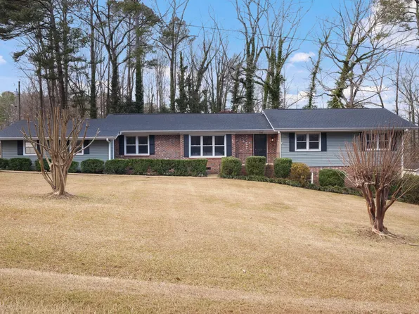 1104 Oldham Lake Rd, Sanford, NC 27330