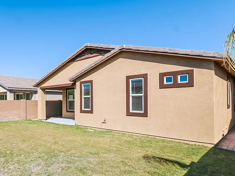10425 W Pima St — Photo 16
