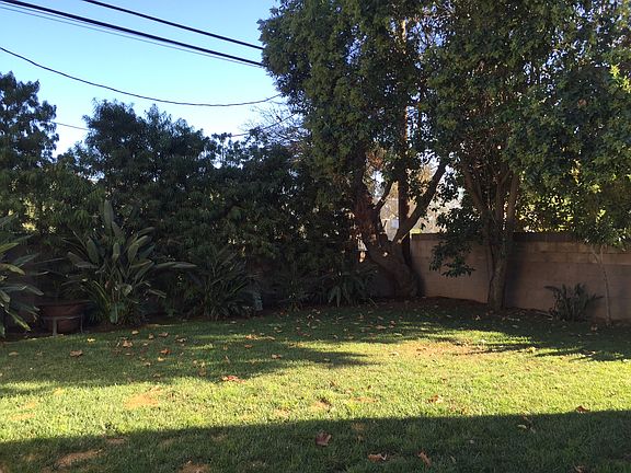 5th image of 648 W Terrylynn Pl