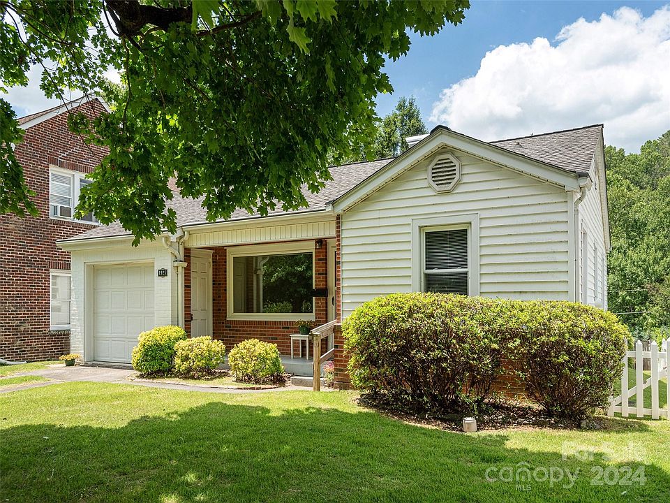 1st image of 1925 Arlington Pl