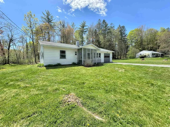 10 Highlandview Road, Claremont, NH 03743