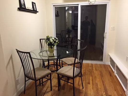 Rented by Francine Realty | media 7