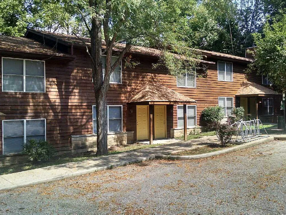 3 Bedroom, Spacious Townhome- Available July 2026!