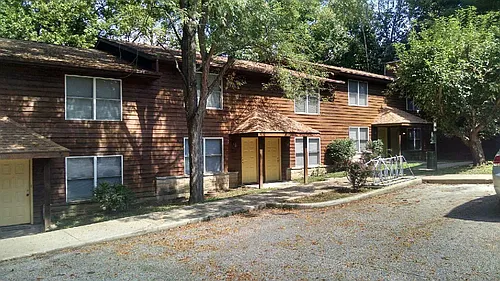 3 Bedroom, Spacious Townhome- Available July 2026! Photo 1