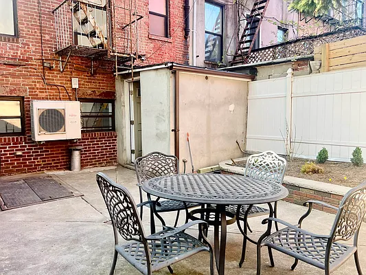 Rented by Native Real Estate LLC | media 16