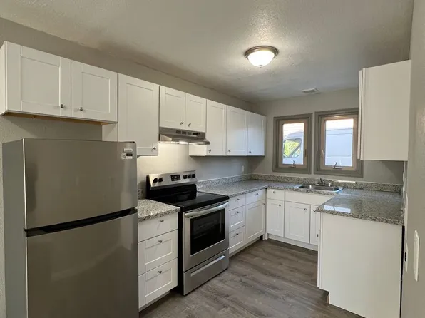 Parkshore, 10329 NE Prescott St #210, Portland, OR 97220