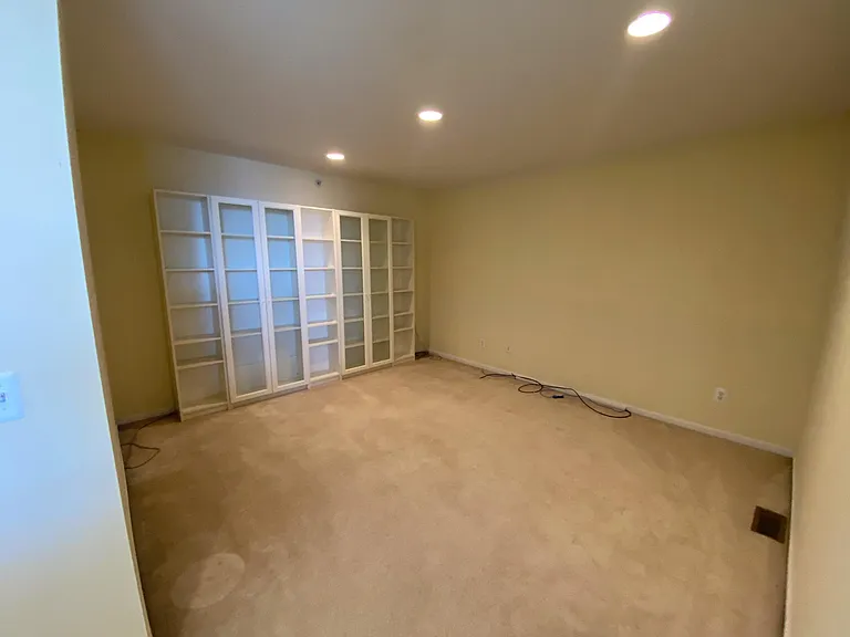 8315 Town Ctr #8315 — Photo 23