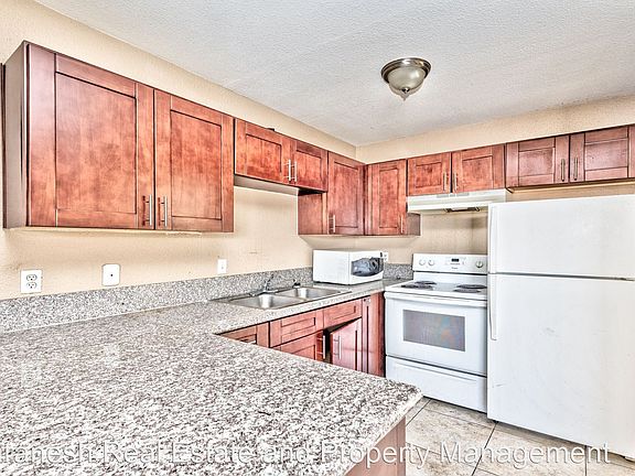 5th image of 2321 Clifford Ave APT 5
