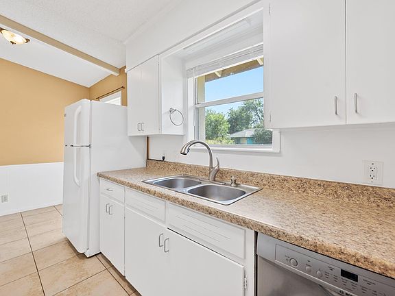 5th image of 8206 Millway Dr