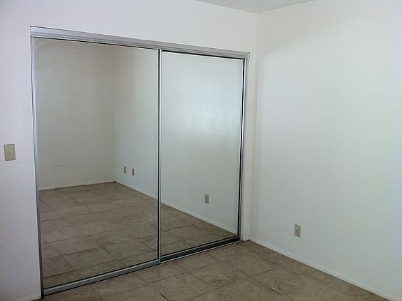 4th image of 15863 Sierra Vista Ct