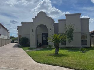 232 Lake Powell Dr, Laredo, TX 78041