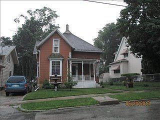1st image of 1715 2nd Ave
