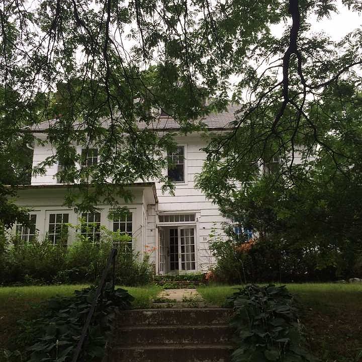 1st image of 116 S Pine Ave