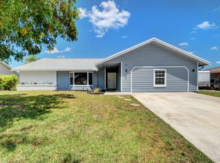 385 La Mancha Ave, Royal Palm Beach, FL 33411