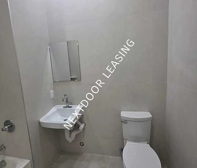 40 Lembeck Ave #105M — Photo 8