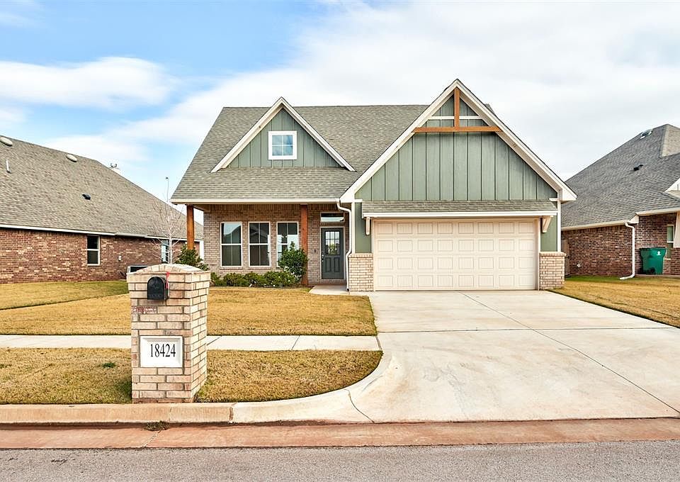 1st image of 18424 Autumn Grove Dr