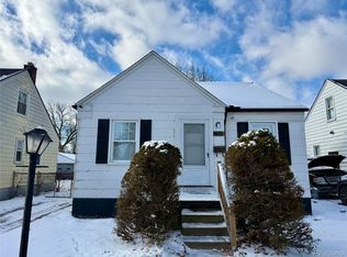 7313 Grandville Ave, Detroit, MI 48228