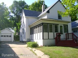 703 N Prairie Ave, Sioux Falls, SD 57104