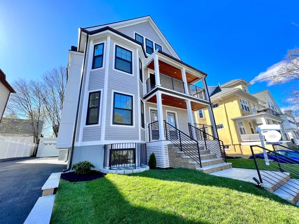14 Park Rd #2, Belmont, MA 02478