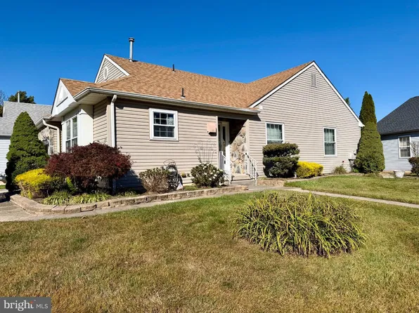 359 Barbados Dr, Williamstown, NJ 08094